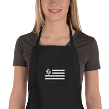 EMBROIDERED FLAG APRON